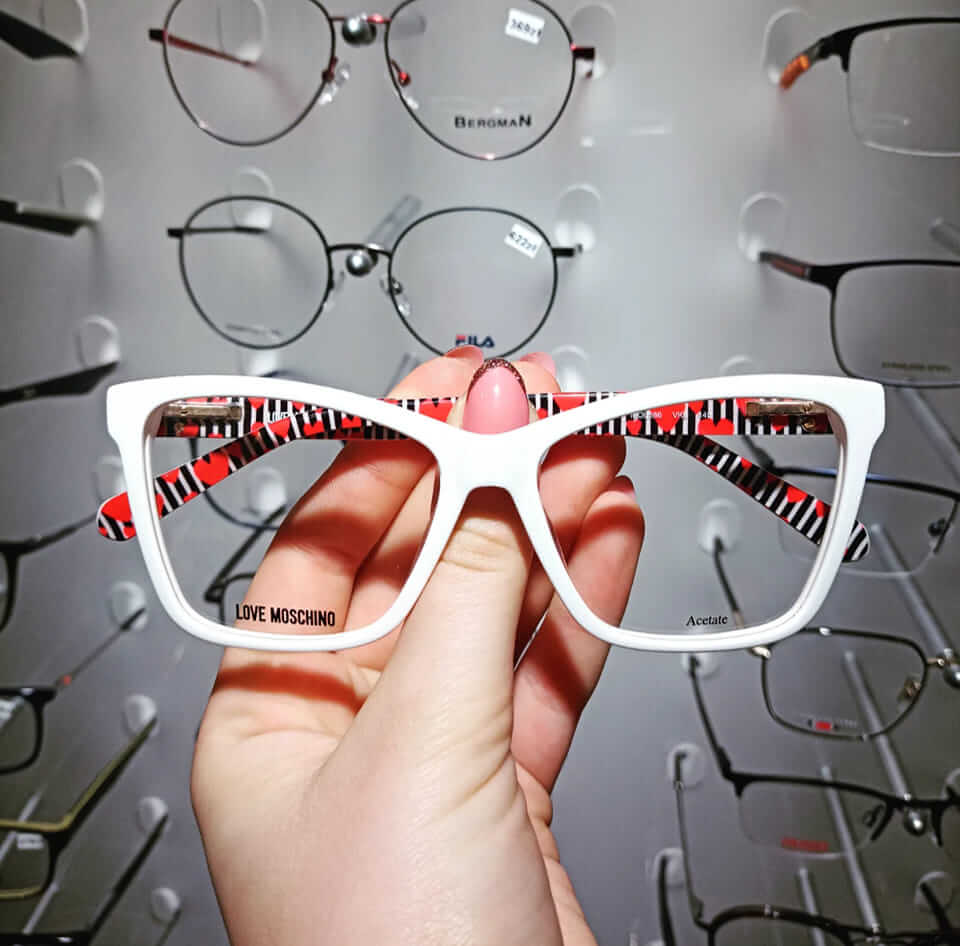 okulary vs soczewki